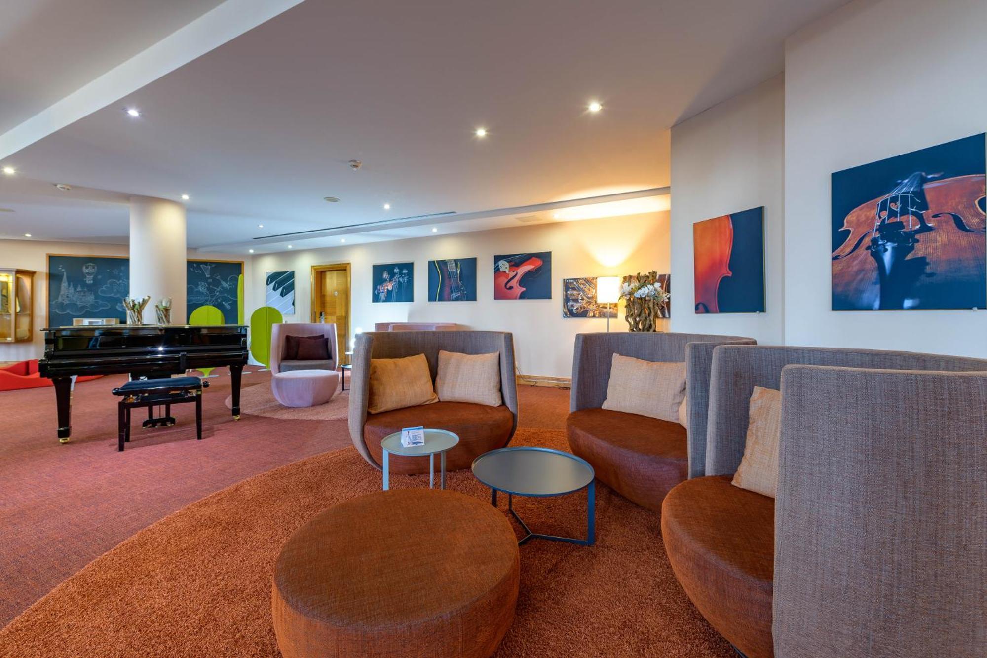 Novotel Freiburg Am Konzerthaus Esterno foto