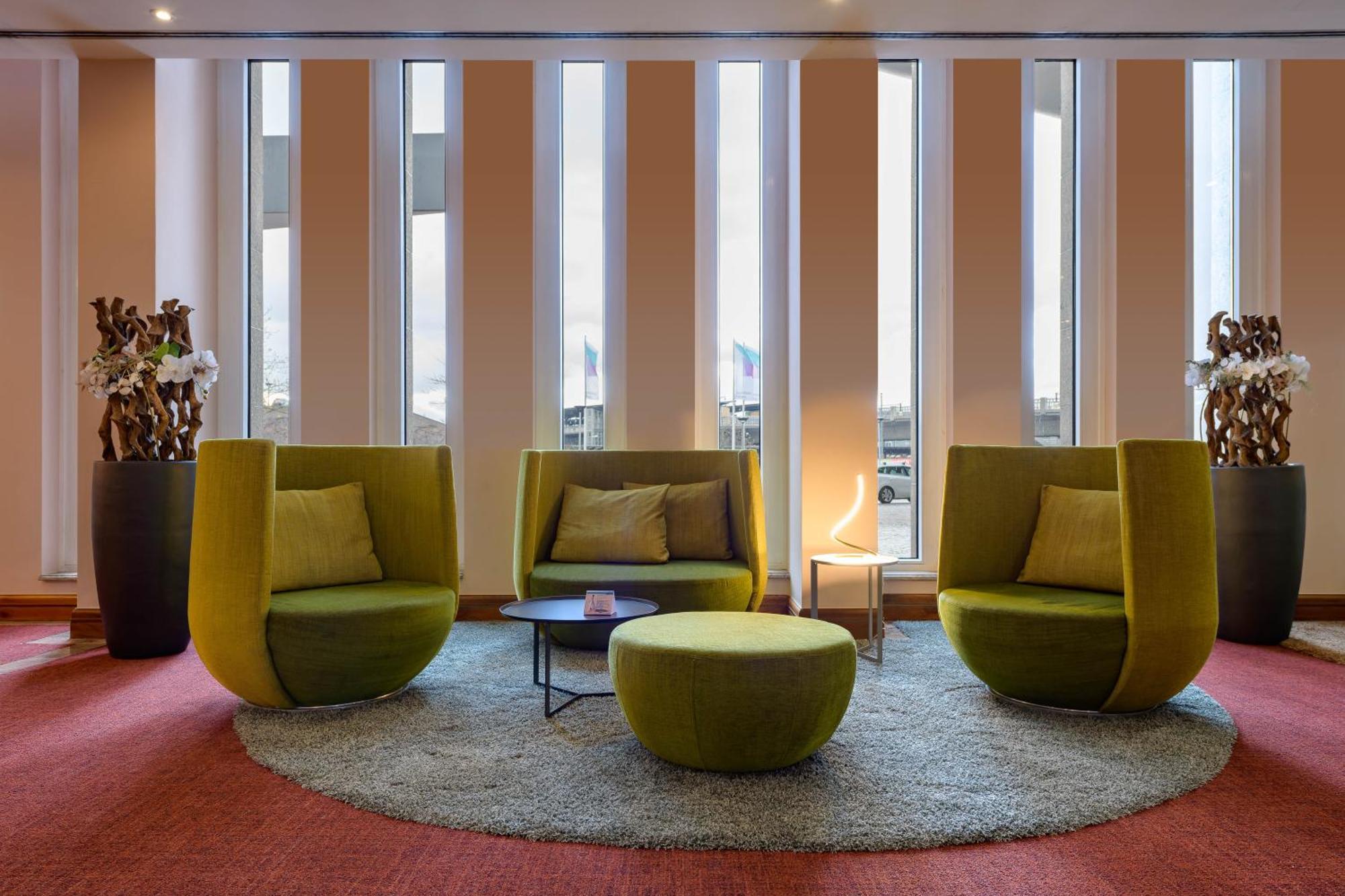Novotel Freiburg Am Konzerthaus Esterno foto