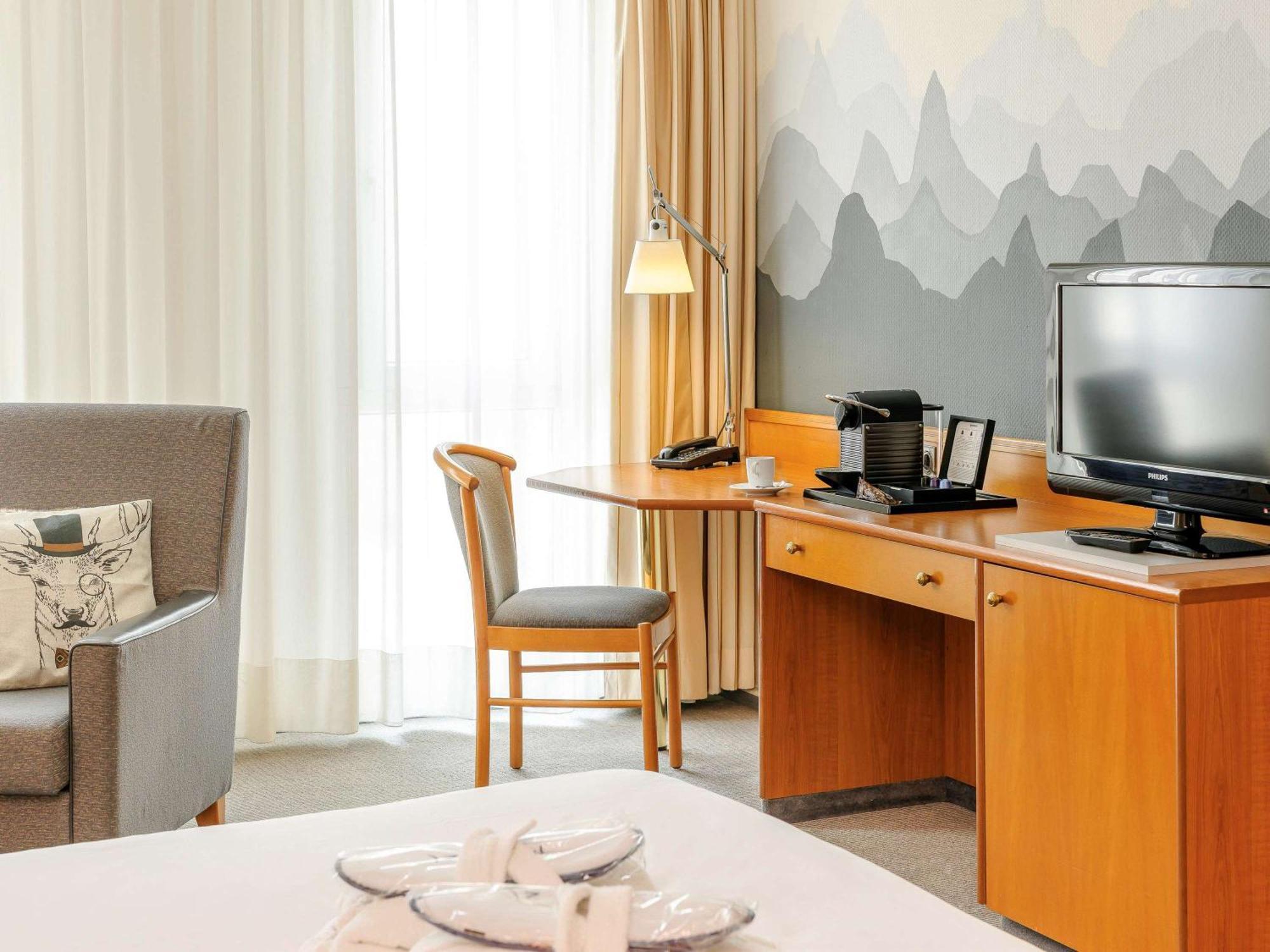 Novotel Freiburg Am Konzerthaus Esterno foto