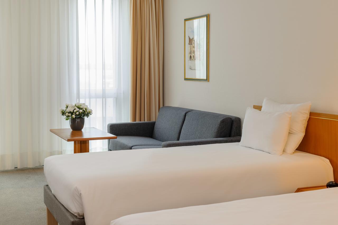 Novotel Freiburg Am Konzerthaus Esterno foto