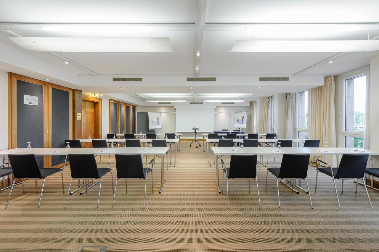Novotel Freiburg Am Konzerthaus Esterno foto