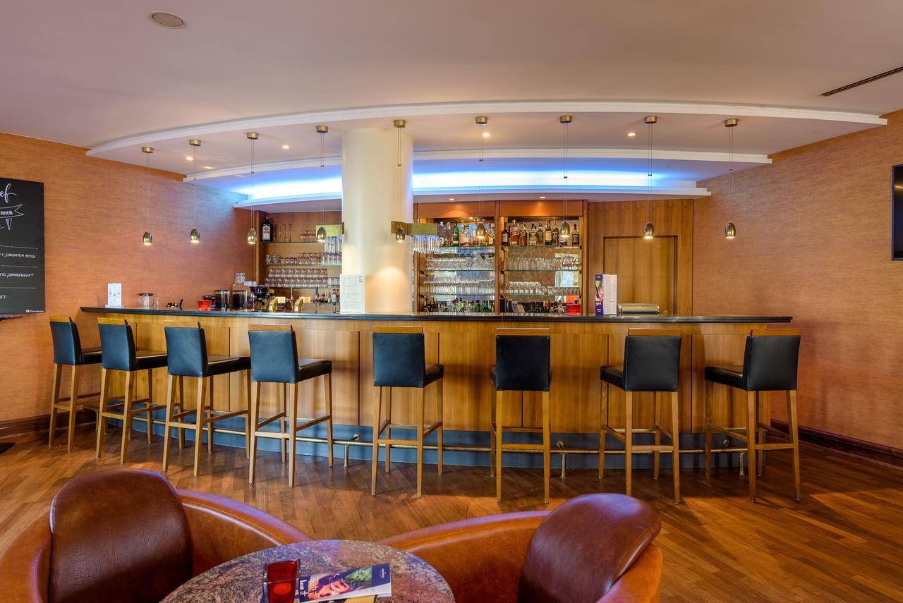 Novotel Freiburg Am Konzerthaus Esterno foto